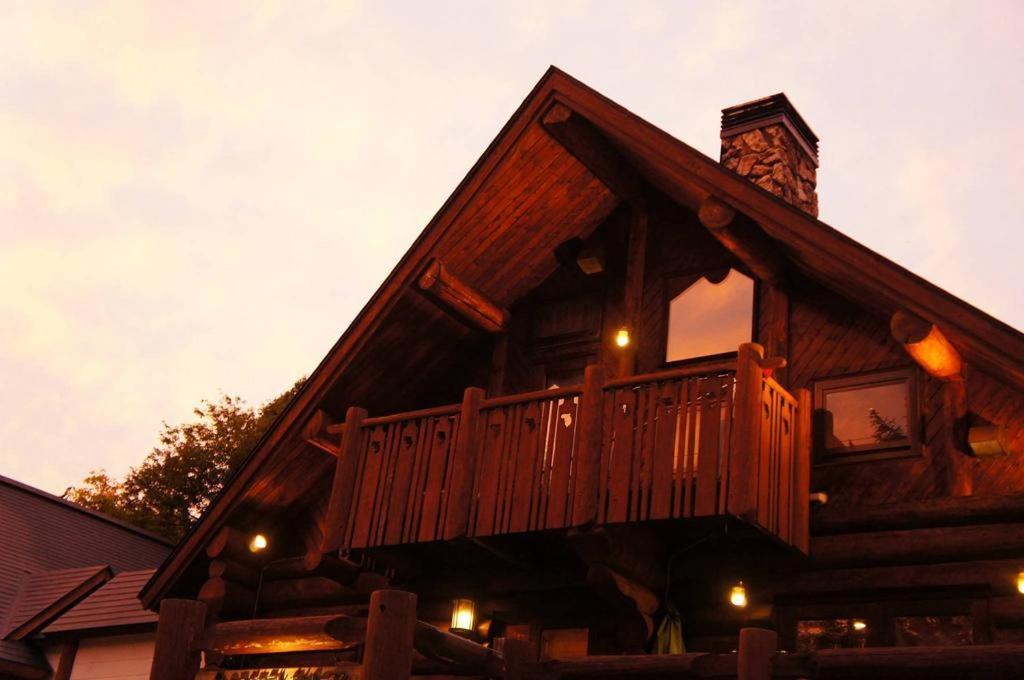 Log Hotel Kamloops Shinano  Exterior photo